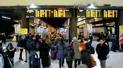 Venezia Santa Lucia railway station in Venice, Italy. 스톡 동영상 59574130