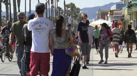 Venice beach ocean front walk pond5 2 Video stock 33227334