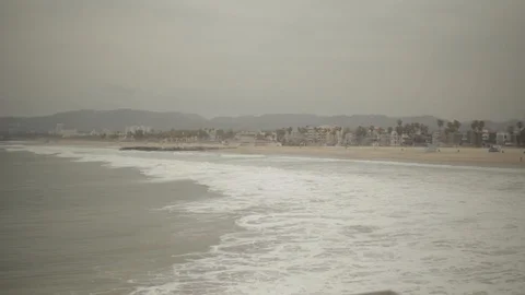 Venice Beach from the pier 스톡 동영상 96418032