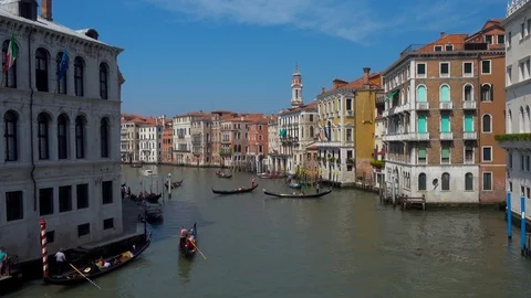 Venice Canal Gondolas 库存影片 89672213