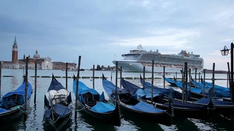 Venice Cruise Ship 動画素材 53769133