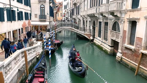 Venice gondola 스톡 동영상 194129783