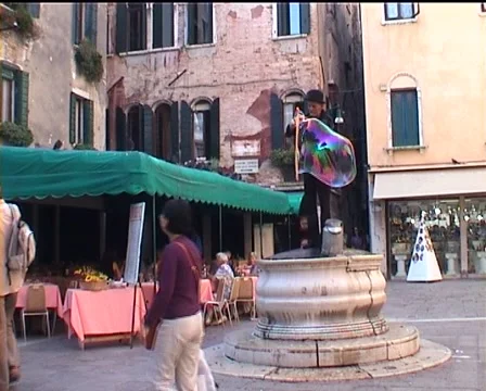 Venice Square / Piazza  Entertainer Video stock 40034659