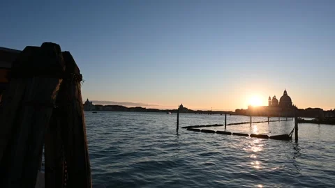Venice, Sunset on the San Marco basin on Valentine's day Stock Footage 145346366