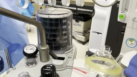 Ventilator bellows in surgery Video stock 164048160