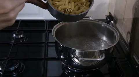 Vermicelli cooked in a pan Video stock 56465298