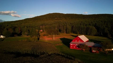Vermont Barn (4k) Stock Footage 317397967
