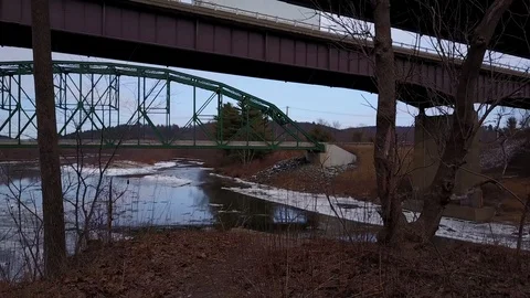 Vermont River Pan 스톡 동영상 95564077