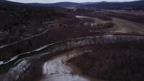 Vermont River Push &amp; Down Tilt 스톡 동영상 95564091