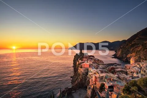 Vernazza village, aerial view on red sunset. Cinque Terre, Ligury, Italy Stock Photos