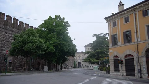 Verona during Coronavirus quarantine, empty street “Via Pallone” Video stock 129748076