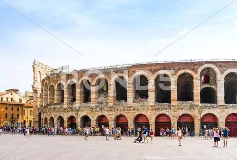Verona, ITALY - September 3, 2016. Beautiful street view of Verona center. S Stock Photos