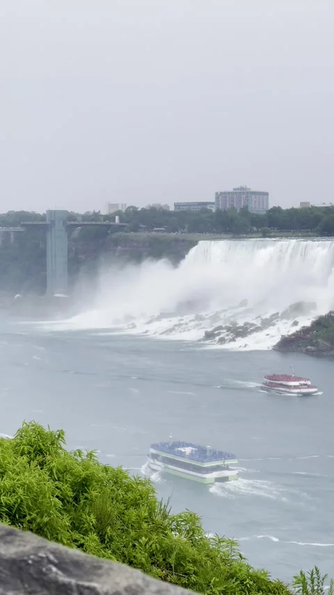 Vertical 4K ferry video at Niagara Falls with passengers Stock Footage 342079748