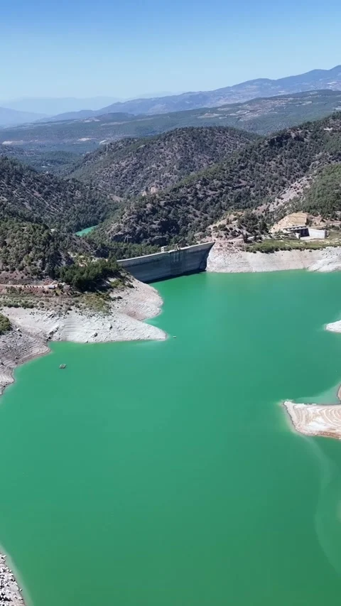 Vertical 4k images of the dam Stock Footage 311051330