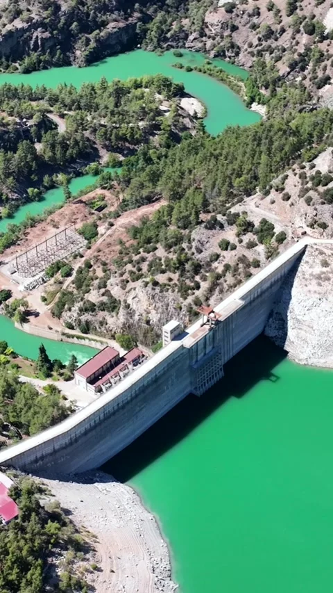 Vertical 4k images of the dam Stock Footage 311051336