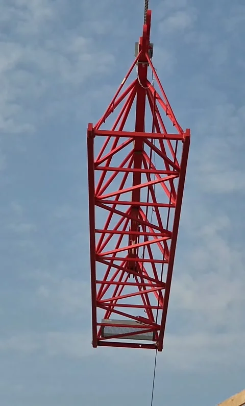 Vertical 9:16 Low Angle Shot of Crane Section Being Hoisted Vídeos de archivo 331194583