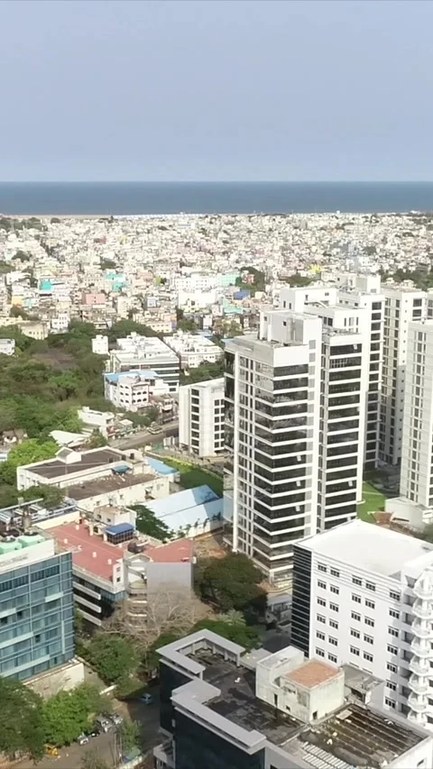 Vertical Aerial Drone Shot of Empty Streets in Chennai During COVID-19 Stock-Footage 330938917