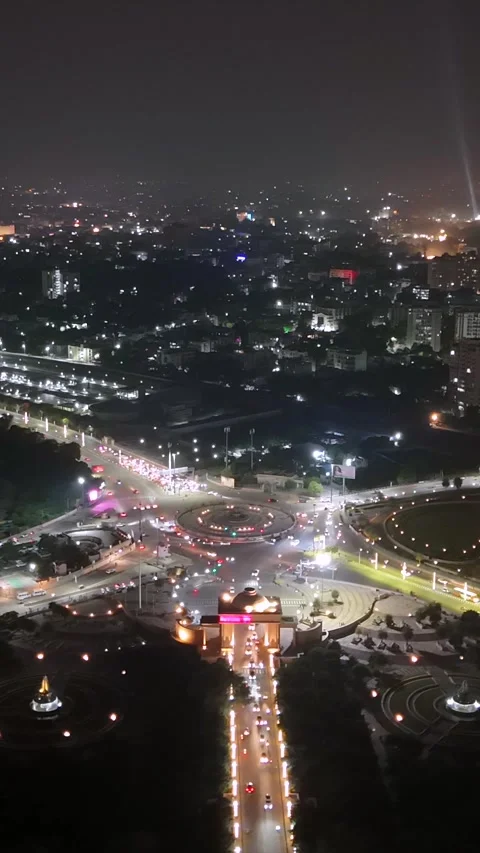 Vertical Aerial Night View of 1090 Chauraha Lucknow India 動画素材 332324924