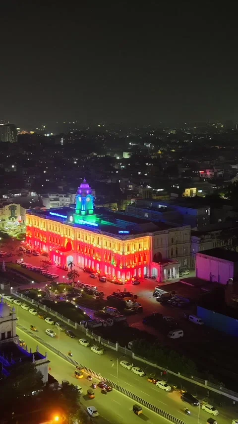 Vertical Aerial Night View of Ripon Building Illuminated Chennai India 库存影片 334180383