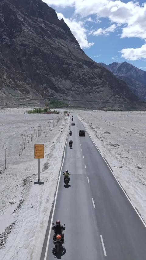 Vertical Aerial View of Bikers on Mountain Road in Ladakh Stock-Footage 342577038