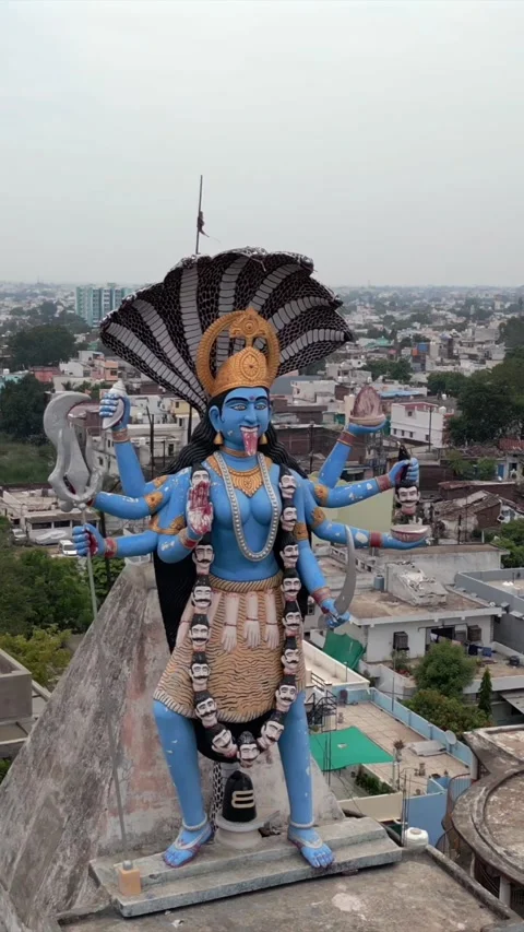 Vertical Aerial View of Goddess Kali and Hanuman Statues in Jabalpur Video stock 341399412