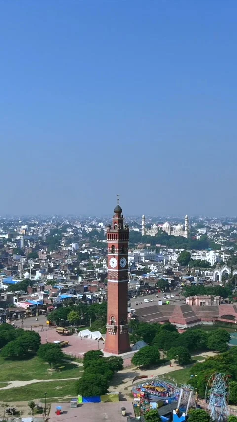 Vertical Aerial View of Husainabad Clock Tower Lucknow India 動画素材 332328041