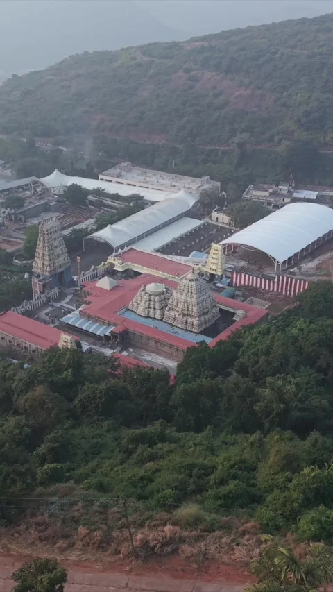 Vertical Aerial View of Simhachalam Temple Visakhapatnam 動画素材 342892379