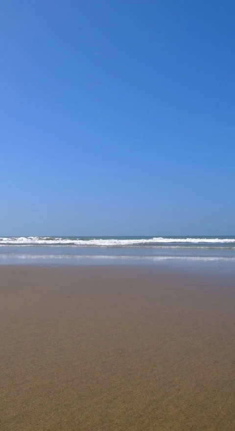 Vertical Background sandy beach &amp;amp; waves vertical background Stock Footage 121529556