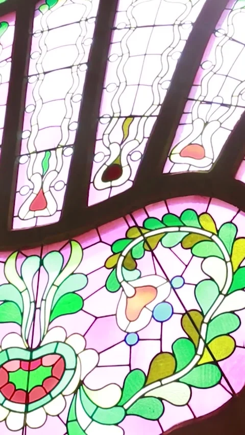 Vertical Cinematic Static Shot of Ornate Window and Fresco Painting Vidéo 331136385