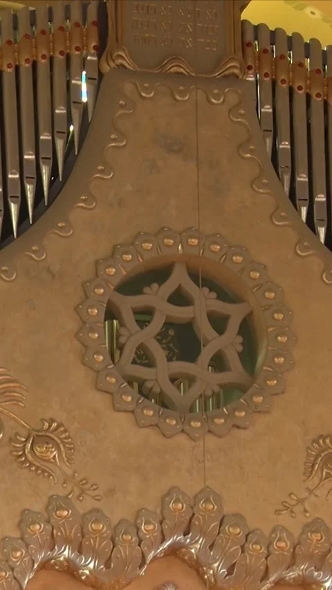 Vertical Close-up of Embroidered Star of David on Sacred Fabric 库存影片 330336753