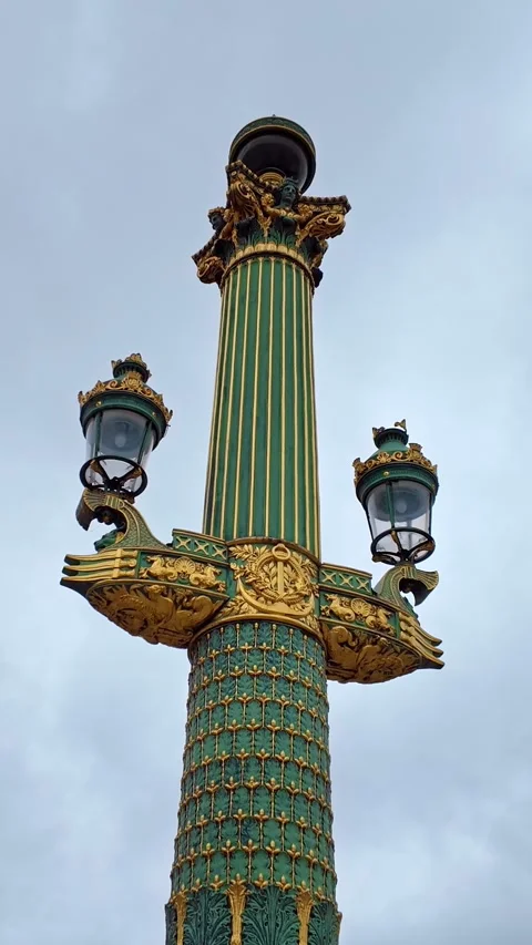 Vertical Close Up Of Ornate Green And Gold Lamp Post Place De La Concorde Stock Footage 323802662