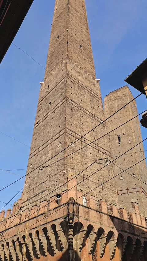 Vertical close view of Asinelli Tower in Bologna, Italy Stock Footage 335218298