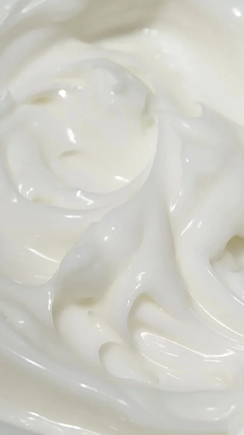 Vertical closeup white eye, skin cream texture background, facial cosmetics mask Vídeo Stock 267805806