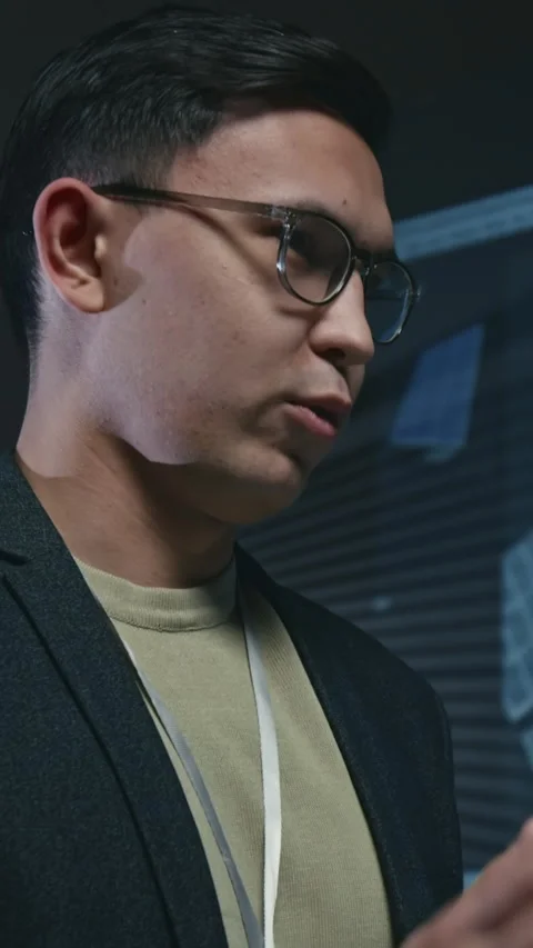 Vertical of Developer Presenting Digital Solar Power System Model at Meeting Stock Footage 307992969