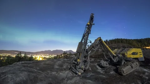 Vertical Drilling Equipment Stock Footage 87597961