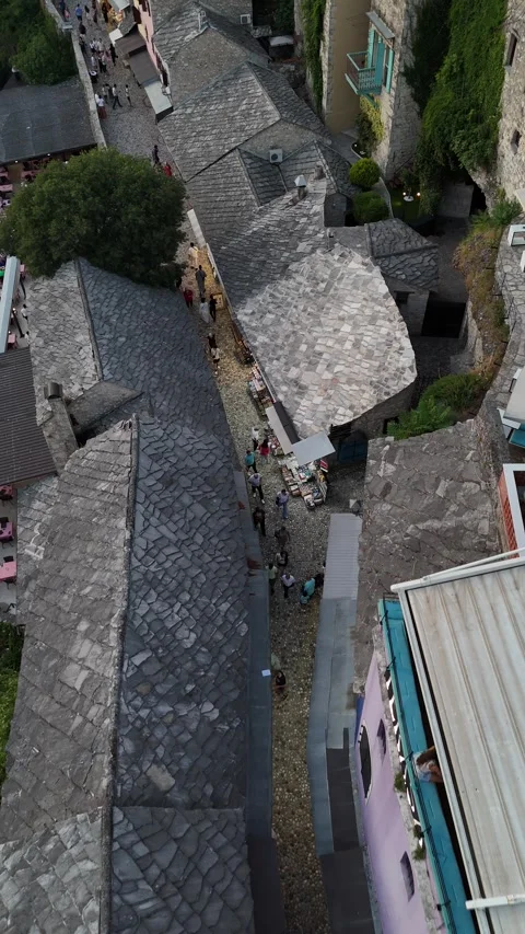 Vertical Drone Forward Push Over Mostar Old Town Cobblestone Street 4K Vidéo 337830864