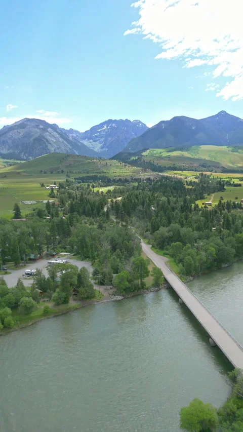 Vertical Drone Pine Creek Ramp on Yellowstone River in MT Video stock 285802303
