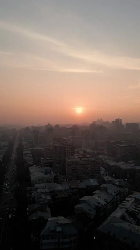 Vertical Drone video of Sunset in Yerevan 库存影片 230665967
