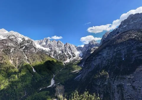 Vertical Drone View of Alpine River Valley Fotos de archivo