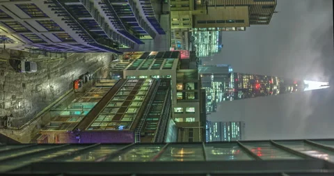 Vertical external night timelapse of the Shard Tower in London with mist 스톡 동영상 251057272
