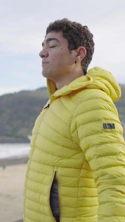 Vertical frame of young hispanic man breathing deep 스톡 동영상 222568247