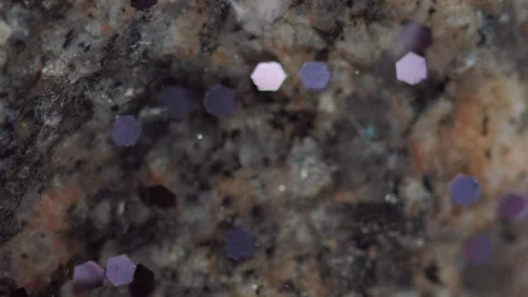 Vertical glitter water drip wet marble stone fluid Vídeos de archivo 284902856