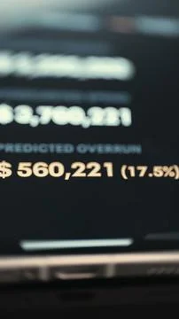 Vertical GPU Budget Overrun Forecast Foto stock