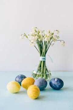 Vertical greeting card with Easter still lifes Foto stock