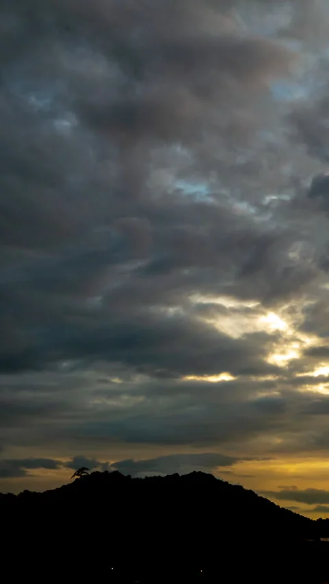 Vertical Horizon Sunset mountain range beautiful landscape Stock Footage 312714005