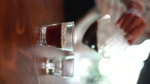 Vertical : Hot Black Coffee Was Poured Into Glasses In Coffee WorkShop Video stock 196197302