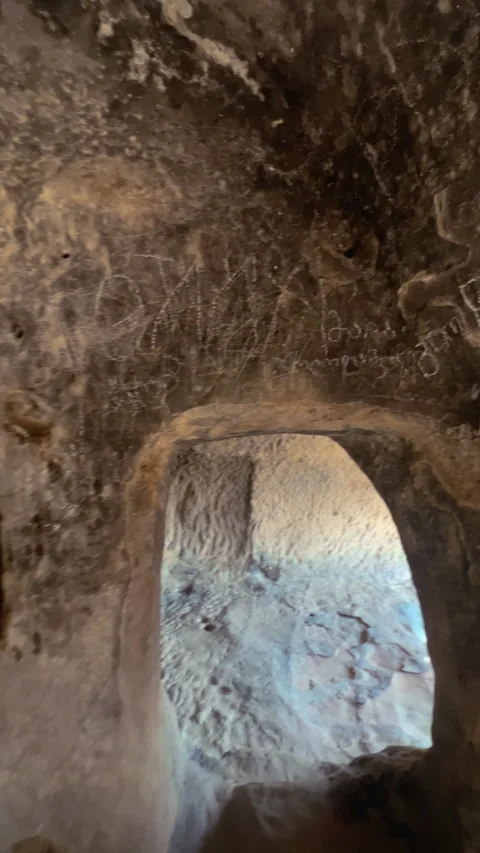 VERTICAL Inside ancient cave in Uplistsikhe town near Gori, Georgia 스톡 동영상 295447980