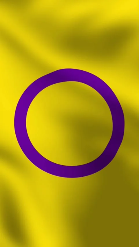 A vertical intersex flag featuring a yellow background with a purple circle 動画素材 308665348