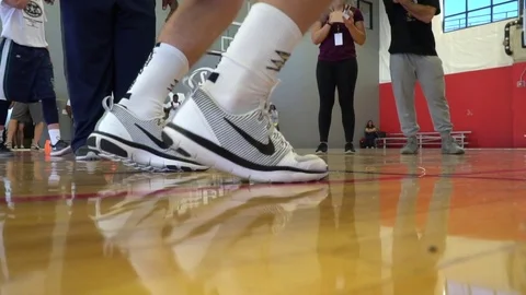 Vertical Leap slow motion Video stock 77354214