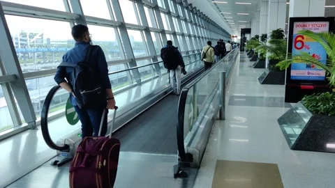 Vertical line Escalator Stock Footage 197060608